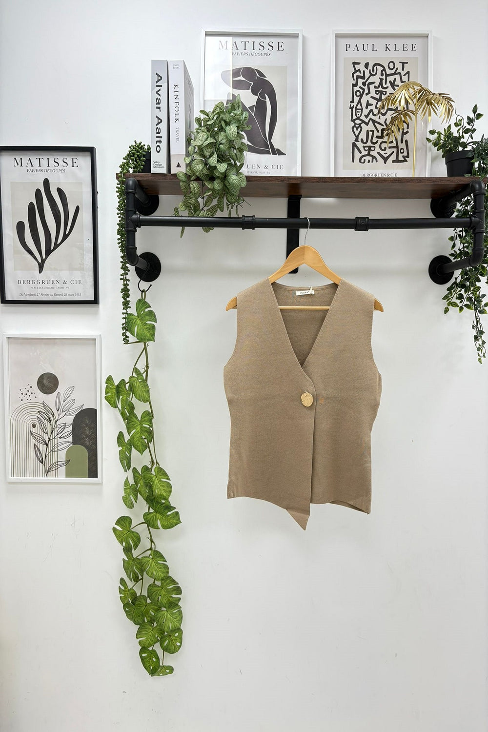 AMIRA SLEEVELESS GOLD BUTTON KNIT TOP (15265031750016)