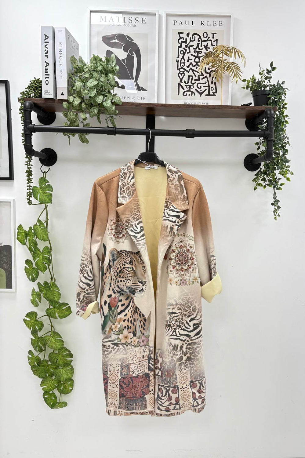 Printed pocket detail Jacket (15322847019392)