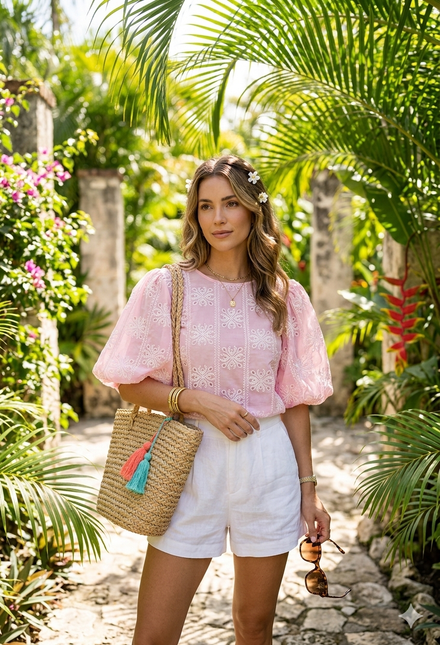 PUFF SLEEVE EMBROIDERY TOP