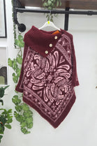 BANDANA PRINT KNIT PONCHO