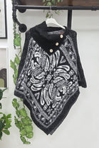 BANDANA PRINT KNIT PONCHO