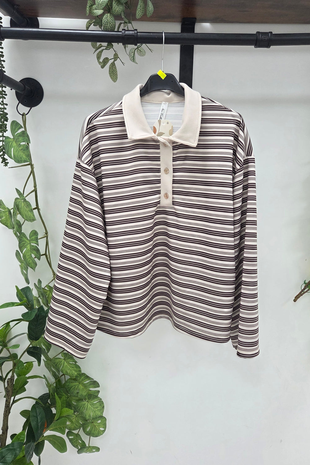 STRIPED BUTTON-DOWN LONG SLEEVE TOP