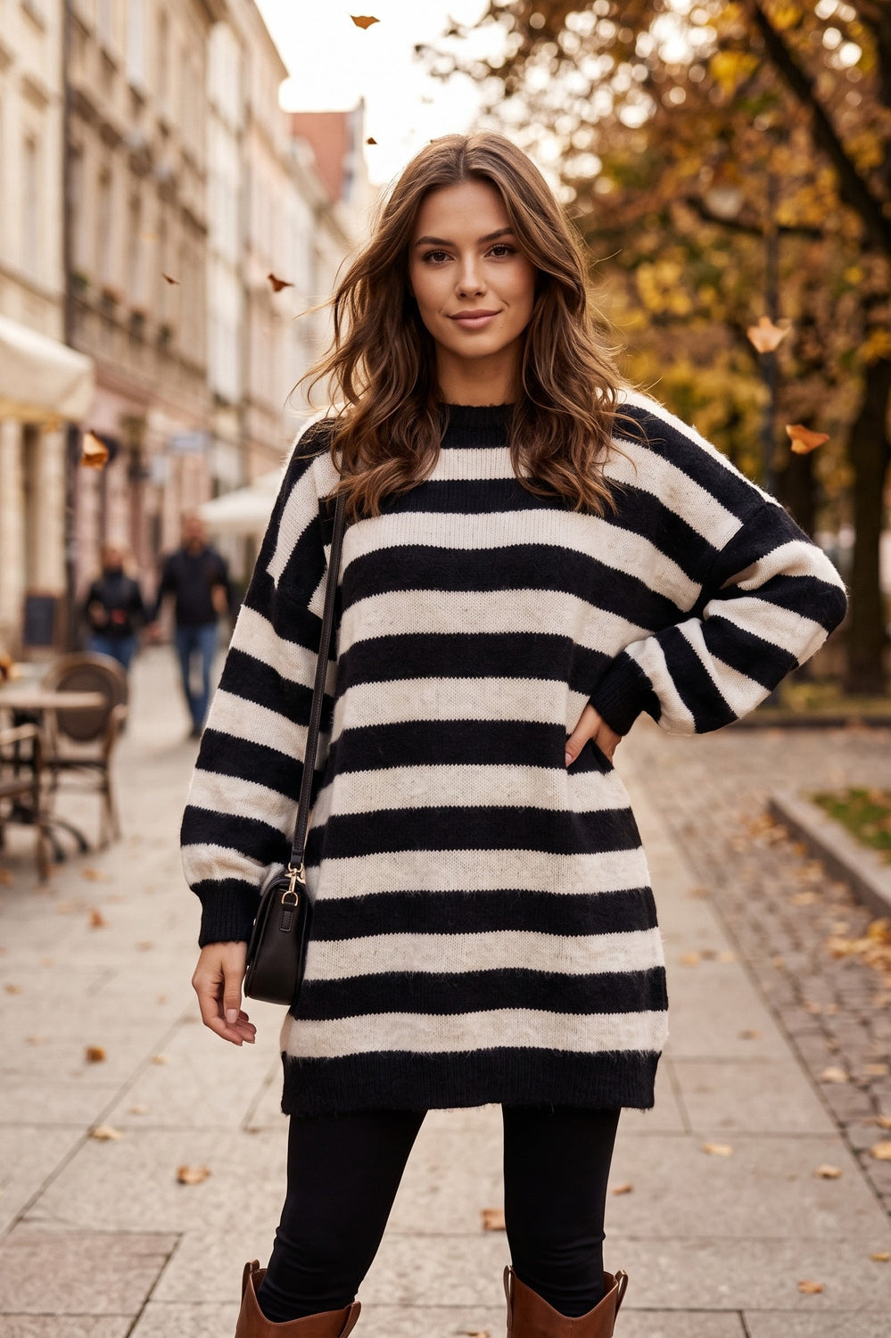 OVERSIZED STRIPED LONGLINE KNIT JUMPER