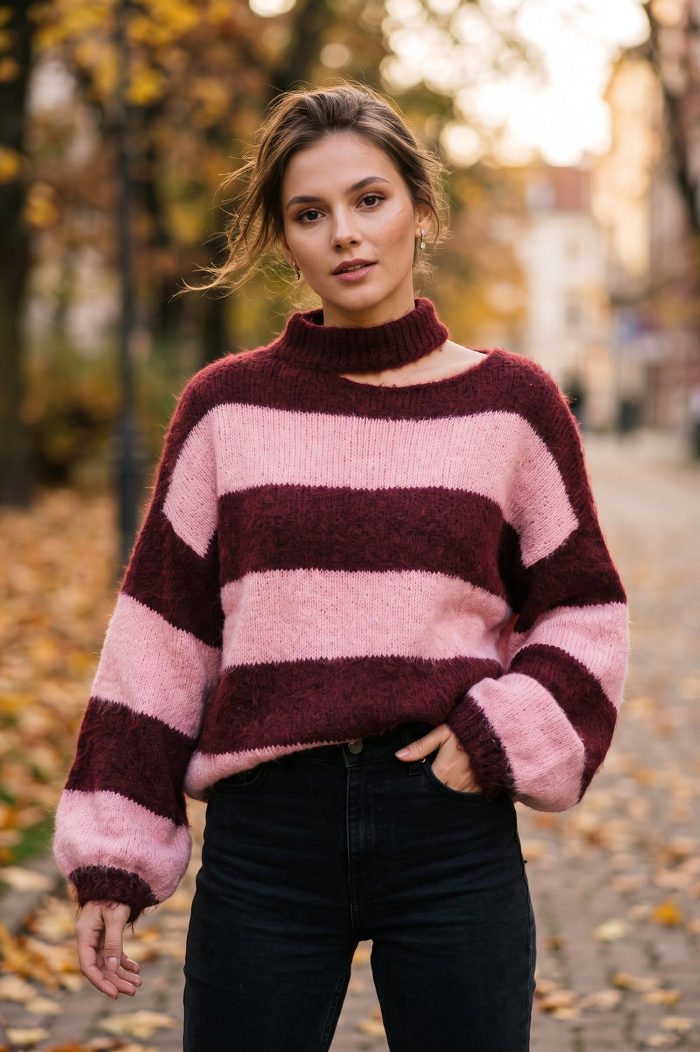CUT-OUT STRIPE BLOCK KNIT JUMPER