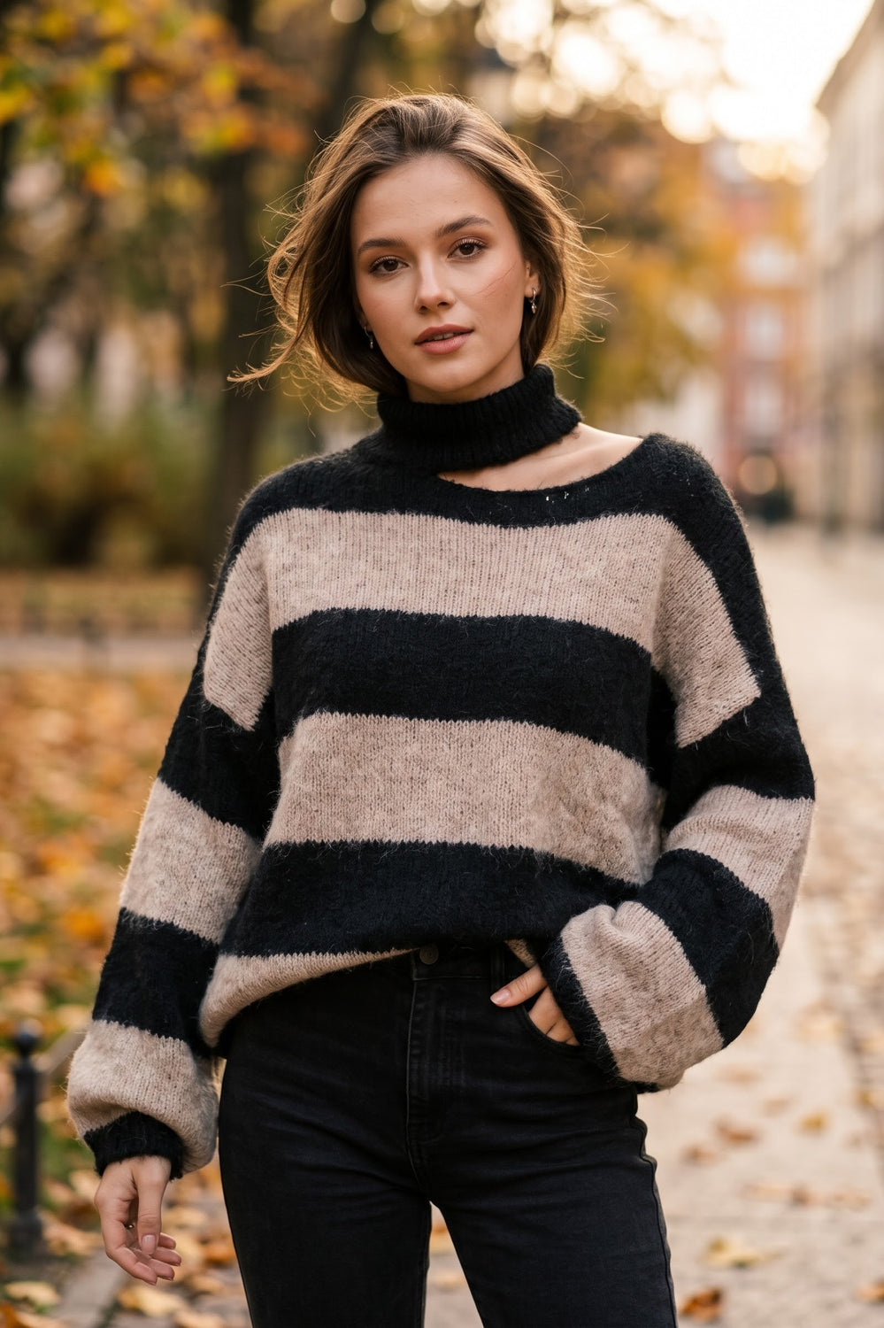 CUT-OUT STRIPE BLOCK KNIT JUMPER