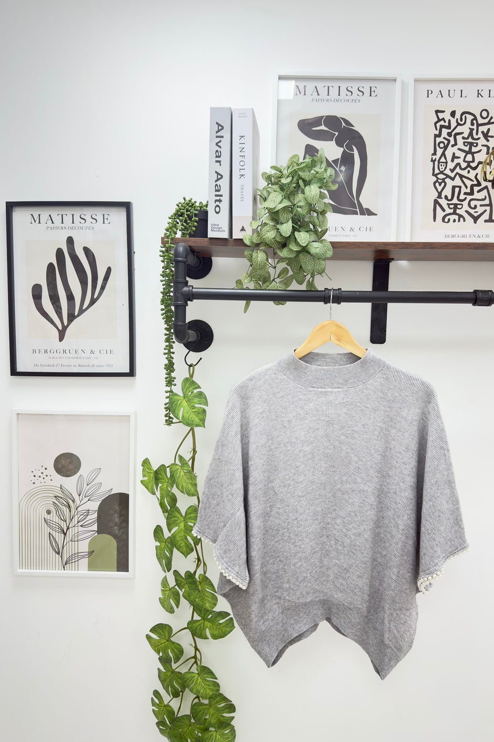 PEARL TRIM KNIT JUMPER (15313780375936)