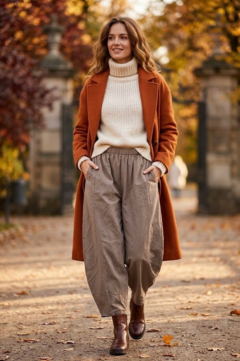 ELASTICATED BARREL TROUSER