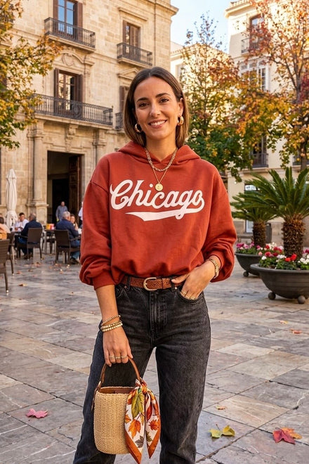 CHICAGO SLOGAN ELASTICATED BOTTOM HOODIE