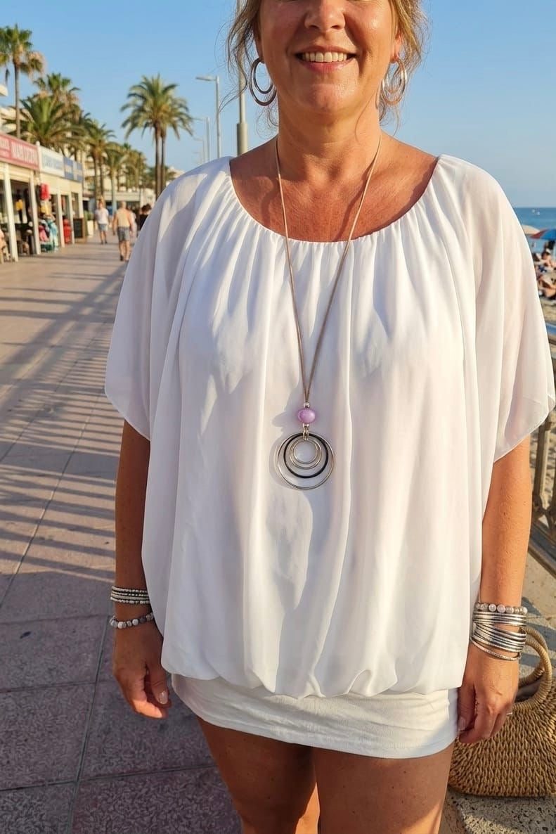 OVERSIZED BATWING TOP