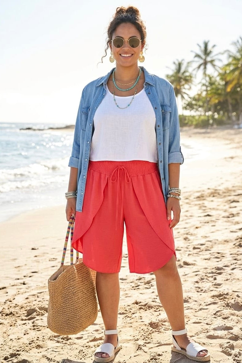 DRAWSTRING SPLIT SHORT