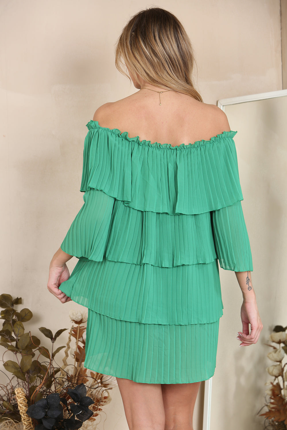 PLEATED LAYERED  OFF SHOULDER BLOUSE (8306424217848)