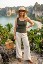 KNITTED HEART GOLD BUTTON SCALLOPE VEST