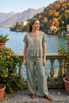 BRODERIE ANGLAISE V-NECK BUTTON DOWN TOP