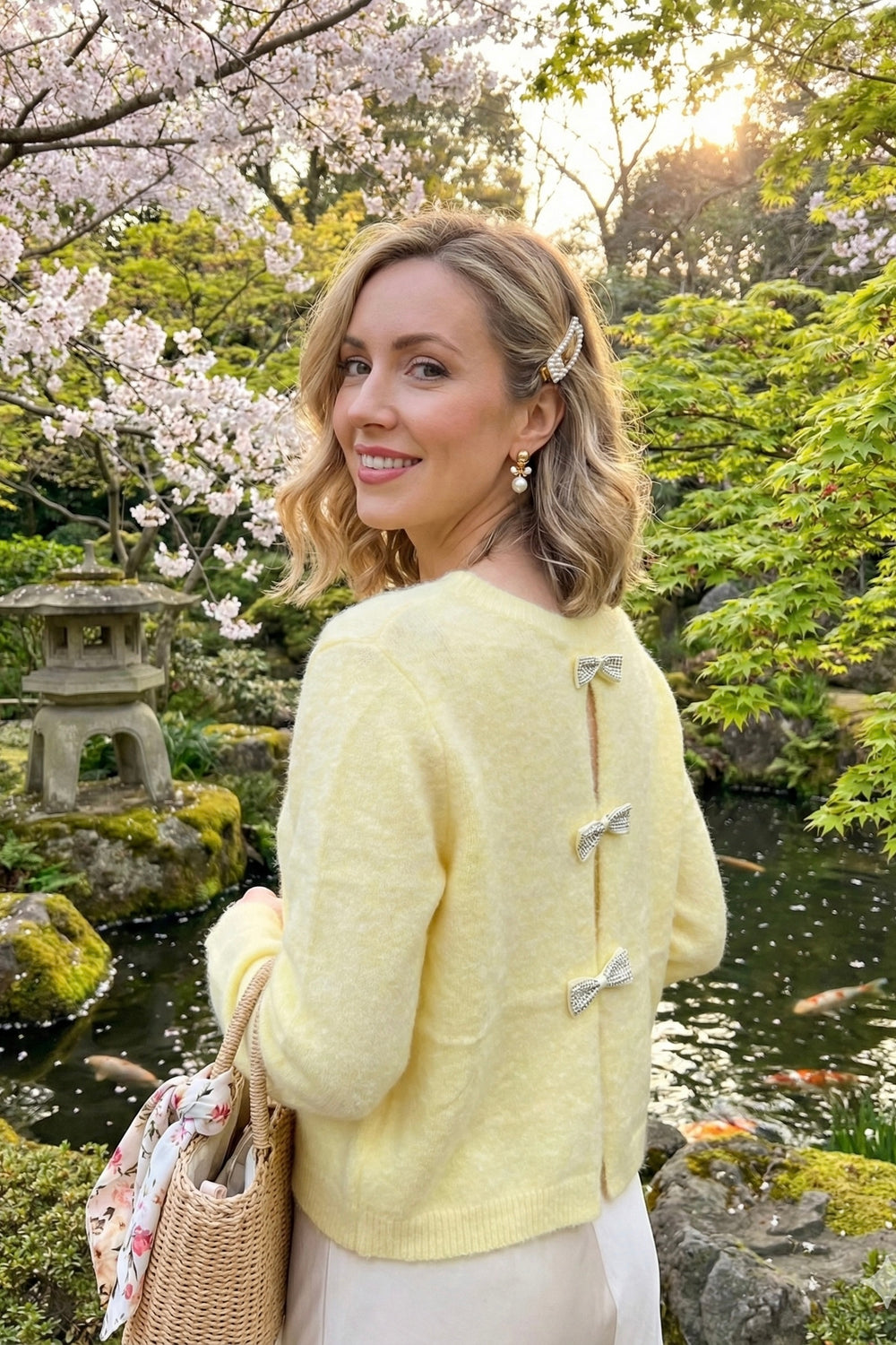 CRYSTAL BOW BACK KNIT JUMPER