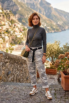 BELTED CAMOUFLAG TROUSER