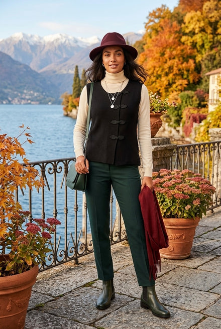 BUCKLE DETAIL KNITTED WAIST COAT