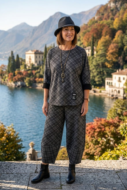 CHECKERED MATCHING TUNIC AND TROUSER SET