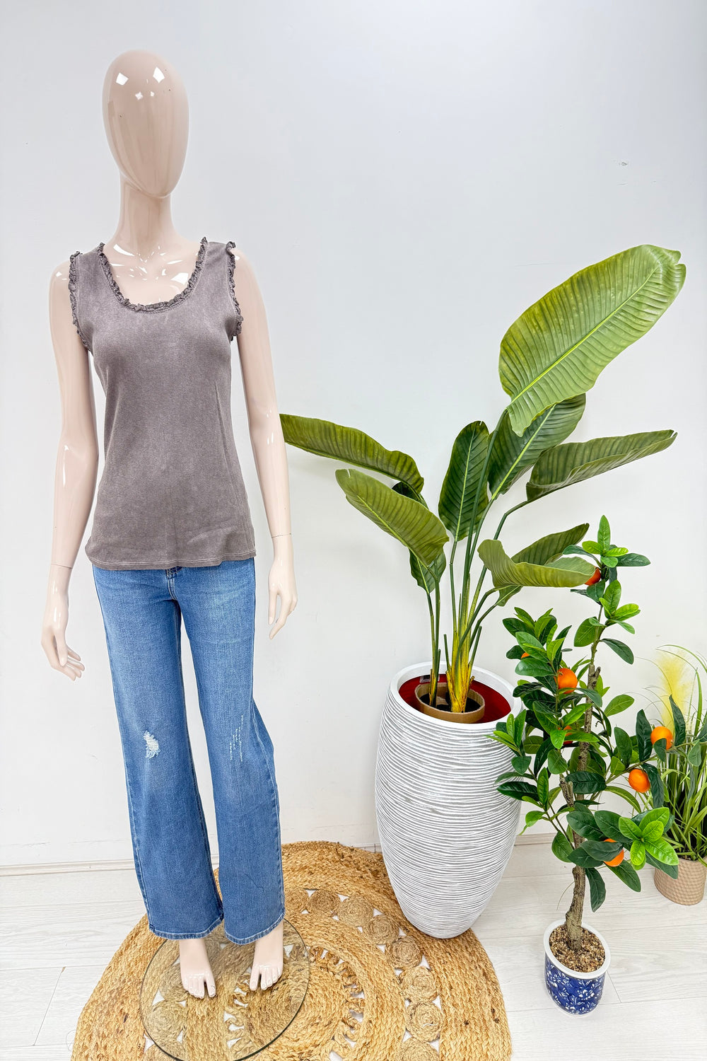 FRILL HEM RIBBED VEST (15227665154432)
