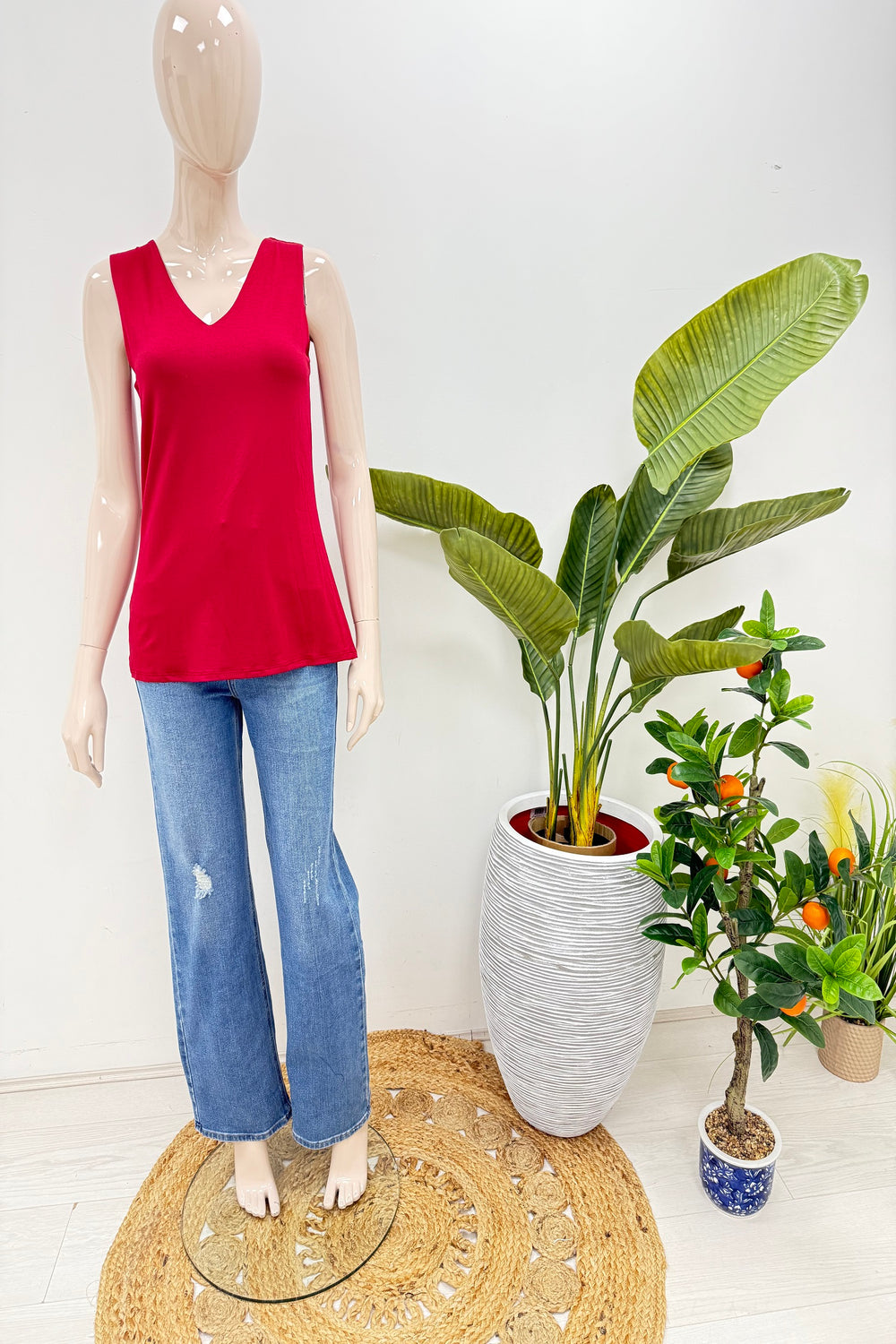 BASIC V-NECK VEST (15227698151808)
