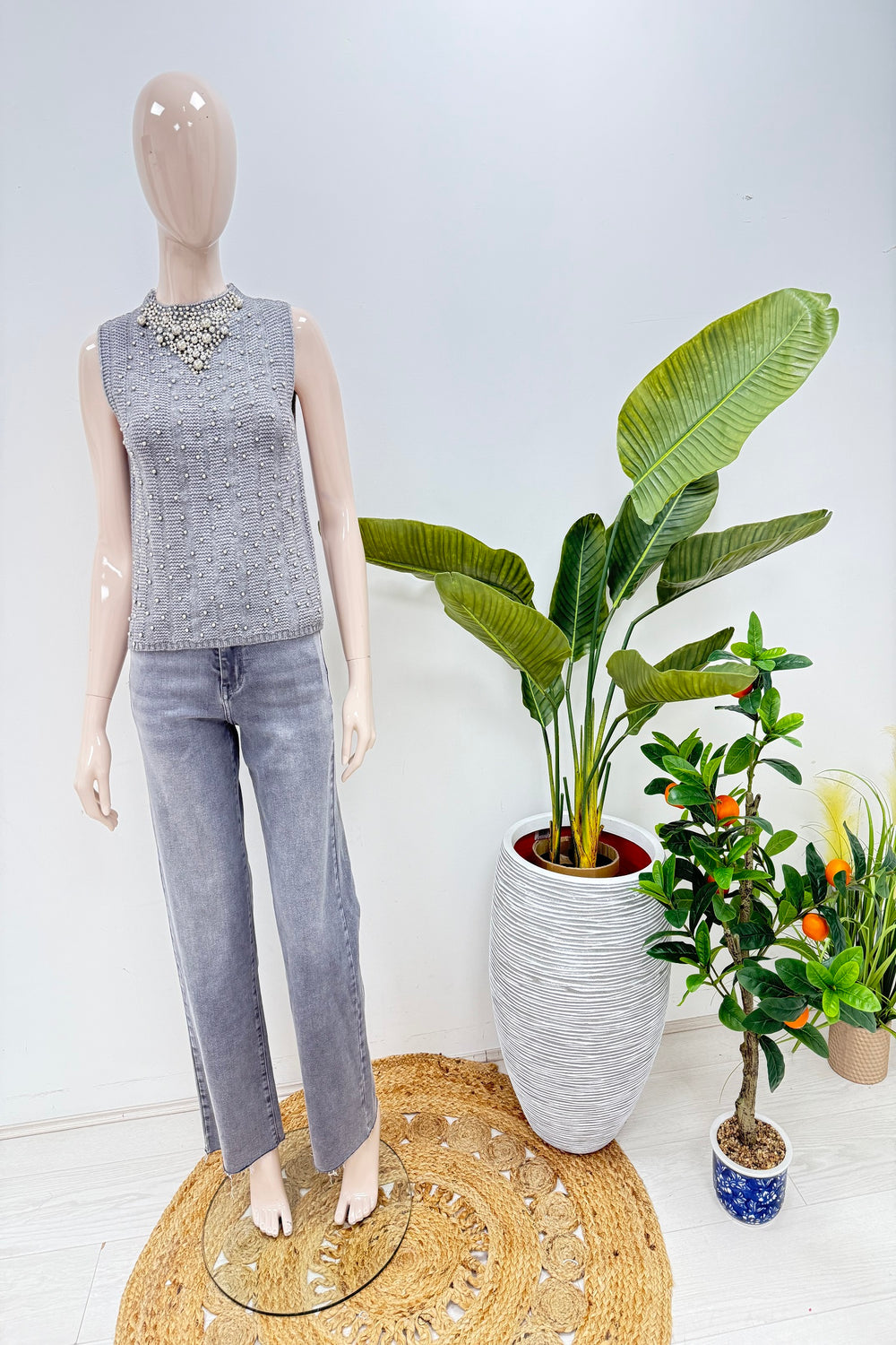 EMBELLISHED PEARL DETAIL TOP (15229451993472)