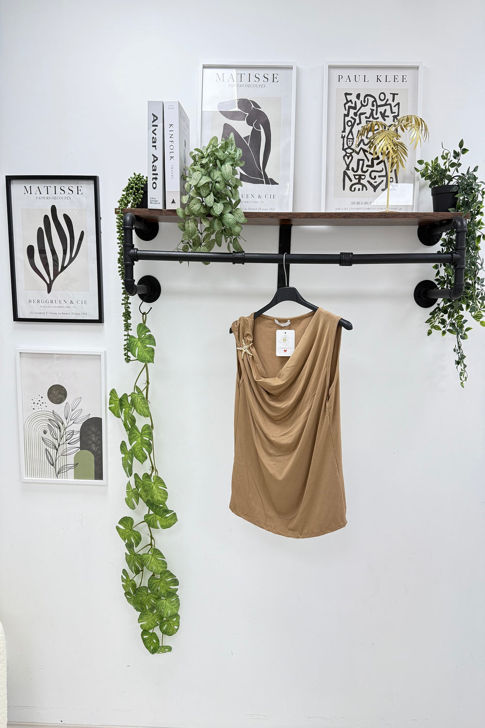 Drape star detail vest (15251657523584)