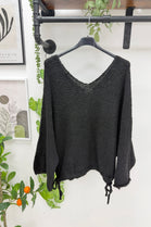 V-NECK SIDE-TIE CHUNKY KNIT JUMPER