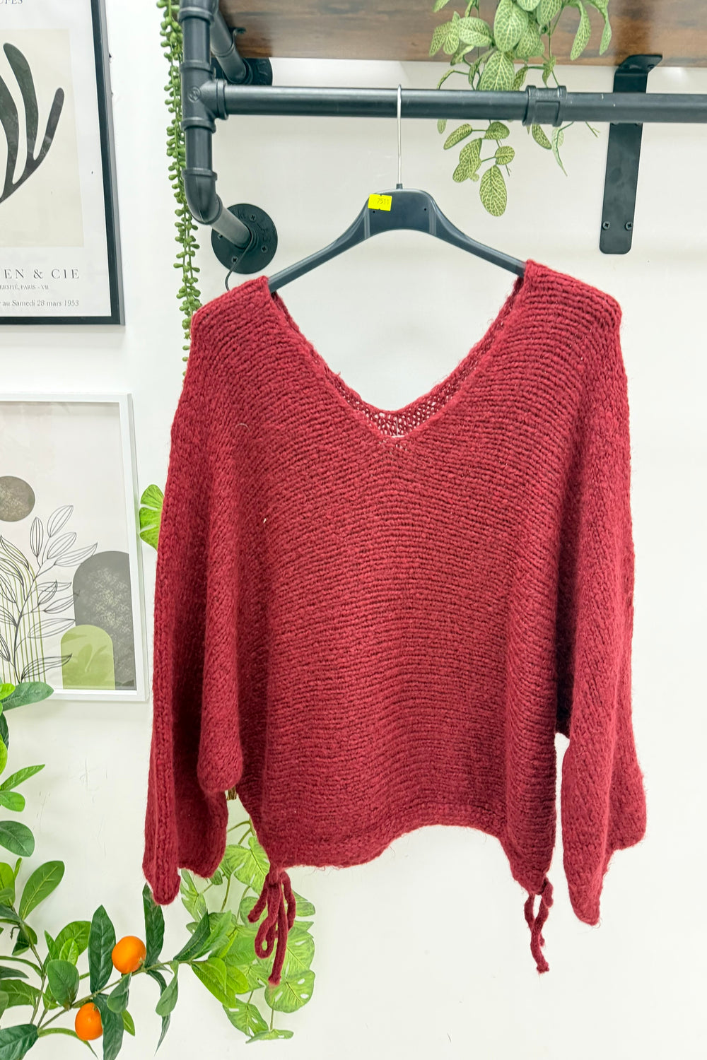 V-NECK SIDE-TIE CHUNKY KNIT JUMPER