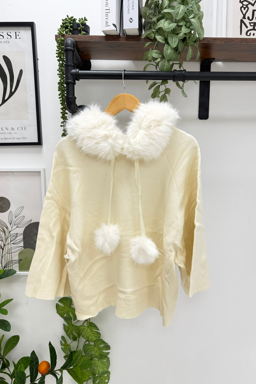 FAUX-FUR COLLAR WITH POM-POM DRAWSTRING HOODIE
