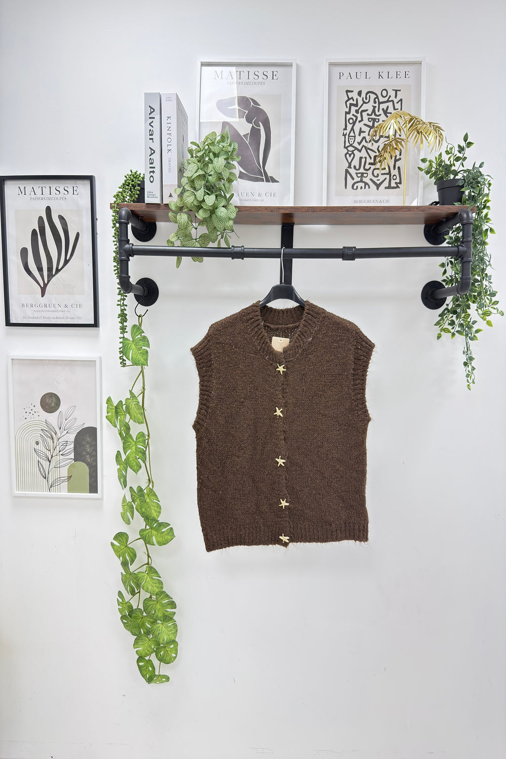 GOLD STAR BUTTON KNITTED WIAST COAT (15297301053824)