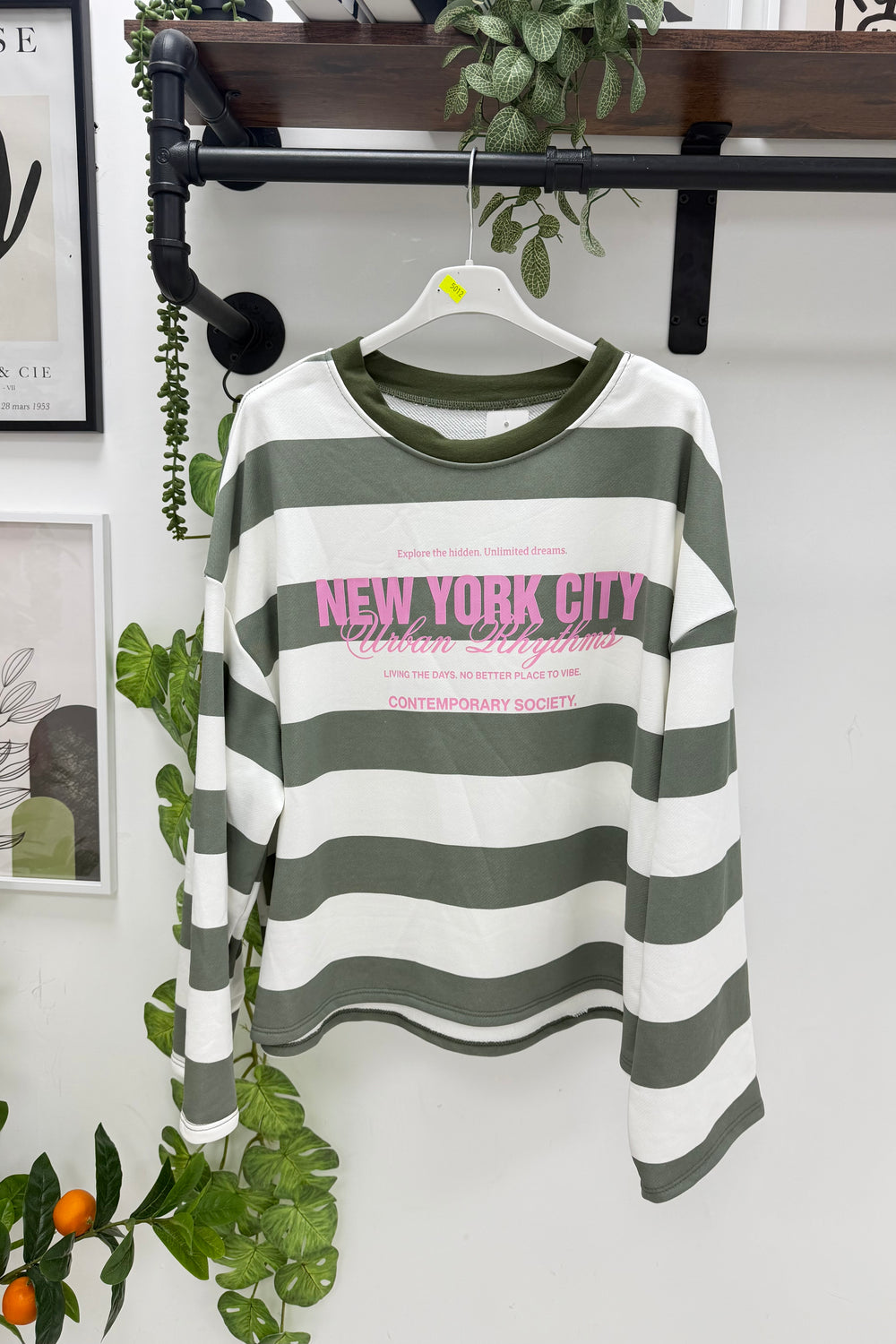 STRIPED SLOGAN SWEATSHIRT