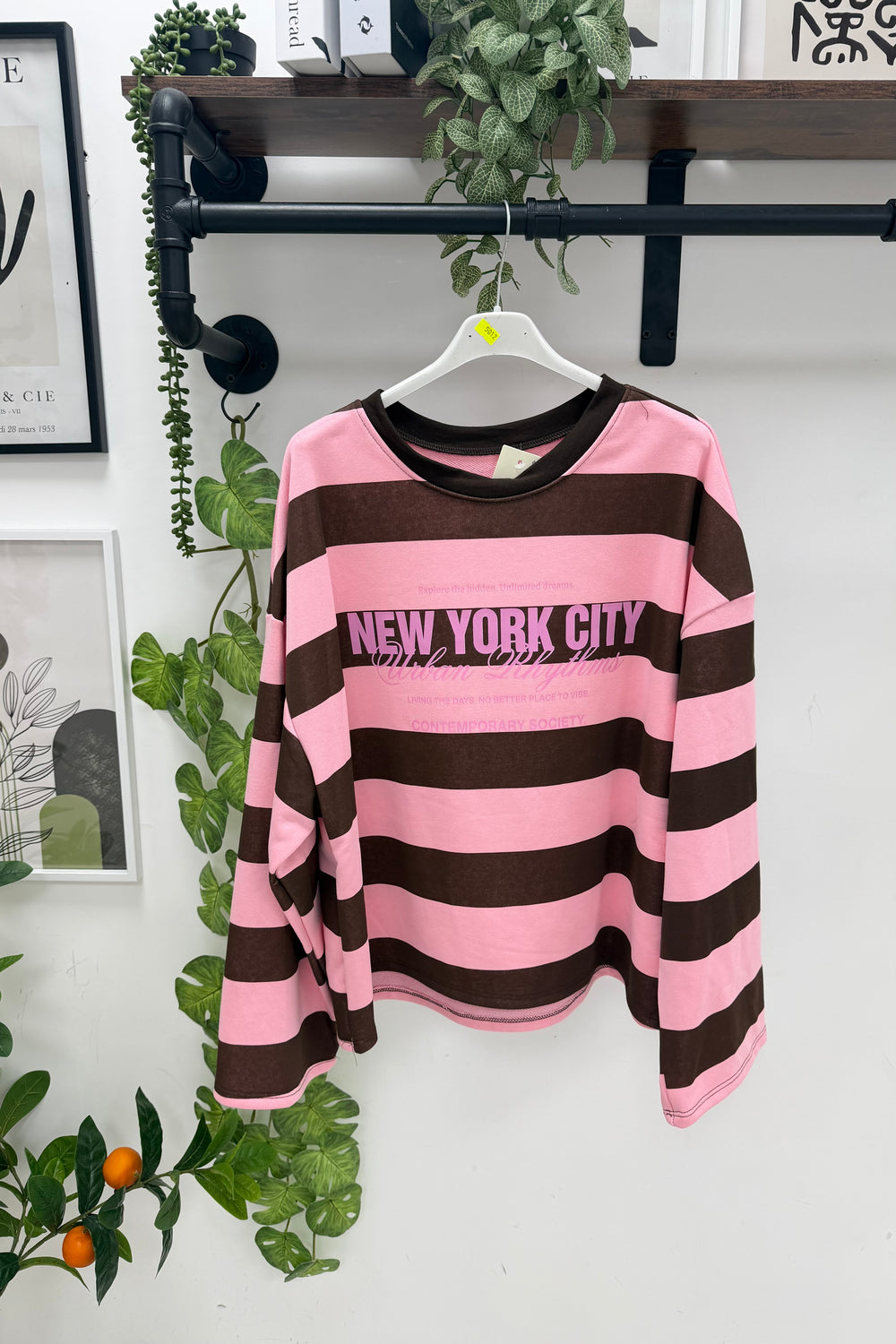 STRIPED SLOGAN SWEATSHIRT