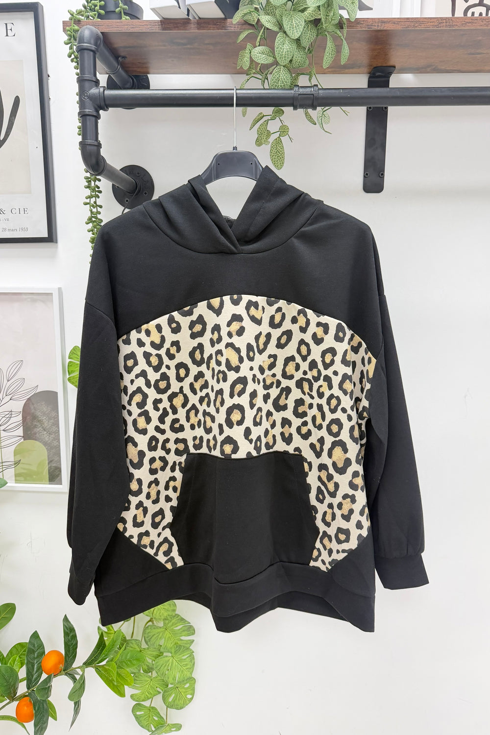 LEOPARD PRINT PANEL PULLOVER HOODIE