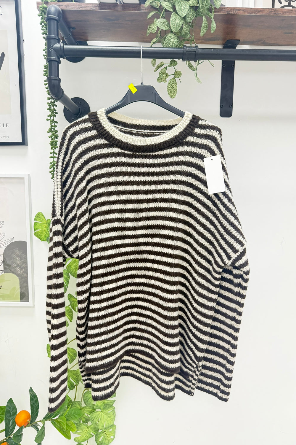 OVERSIZED STRIPED KNIT JUMPER