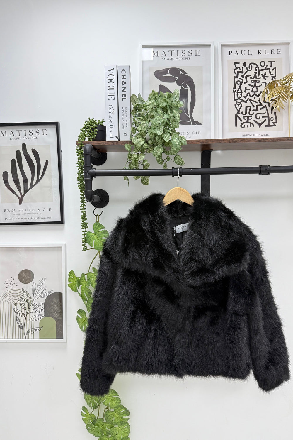 FAUX FURR COAT (15324607218048)