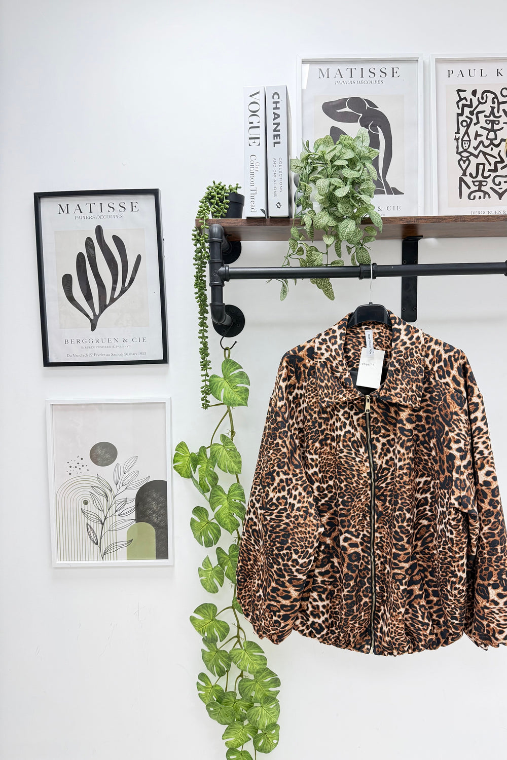 OVERSIZED LEOPARD ZIP DETAIL JACKET (15351458038144)