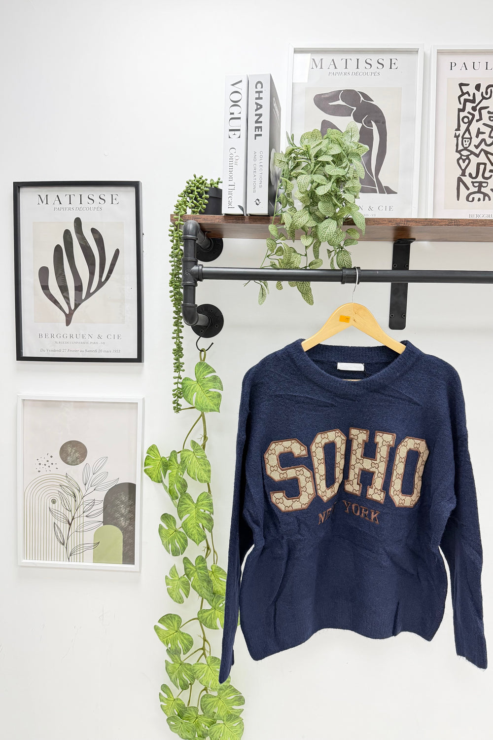 SOHO SLOGAN JUMPER (15357536731520)