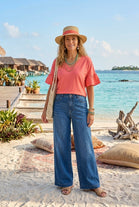 RUFFLE SLEEVE V-NECK T-SHIRT