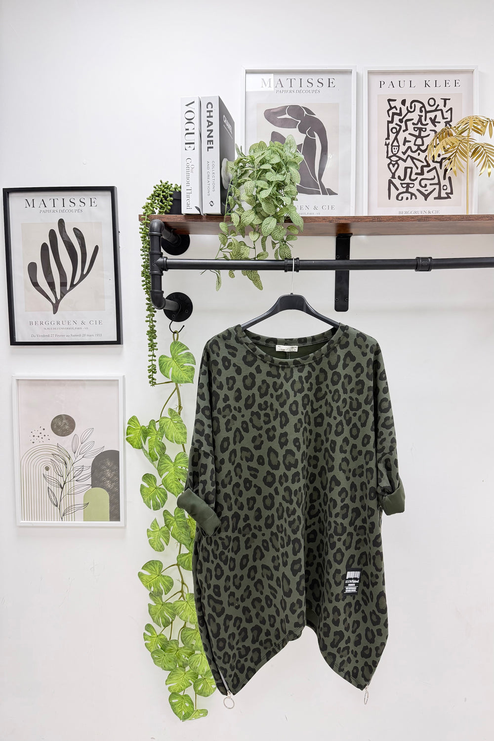 ZIP DETAIL LEOPARD SWAET (15361196294528)