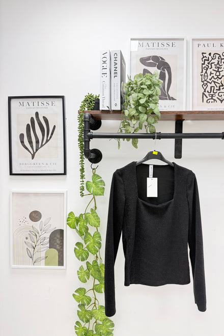 SQUARE NECK LONG SLEEVE TOP (15364370792832)