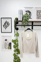 SQUARE NECK LONG SLEEVE TOP (15364369318272)