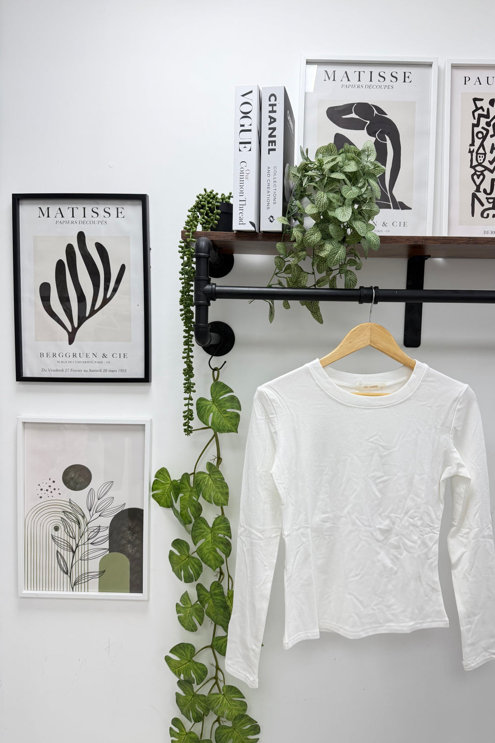 SOFTFEEL STRETCH CREWNECK T-SHIRT (15365885165952)