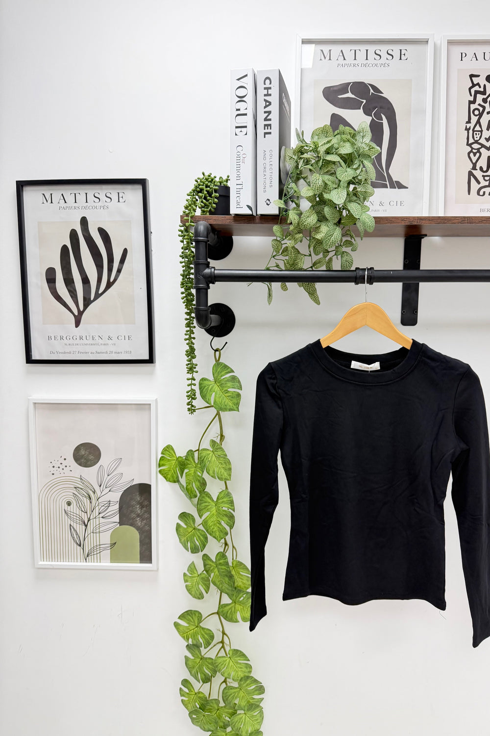 SOFTFEEL STRETCH CREWNECK T-SHIRT (15365888409984)