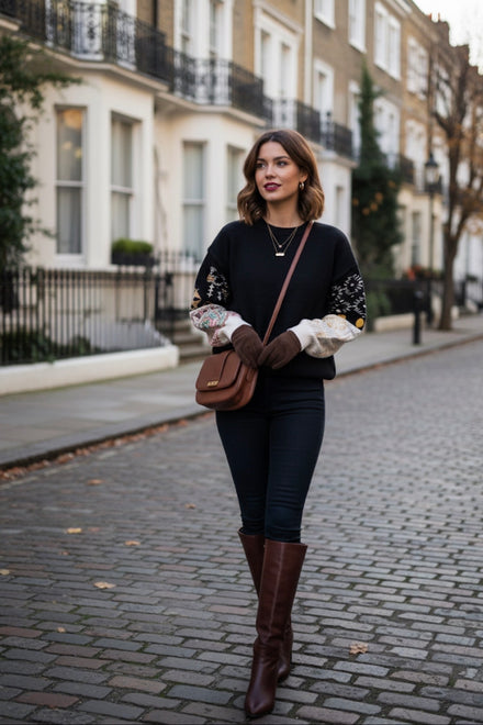 SLEEVE EMBROIDERED JUMPER