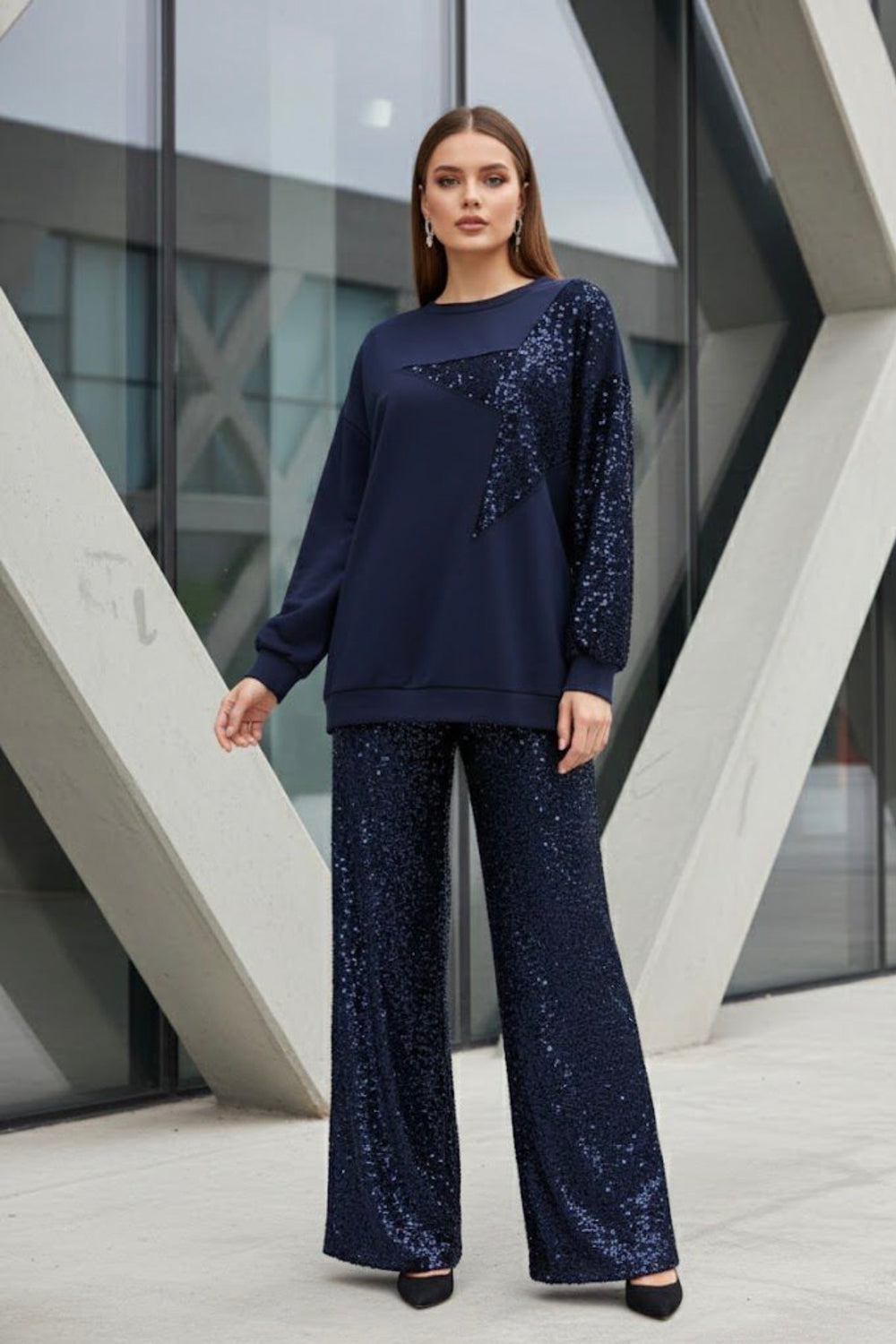 SIDE SEQUIN STAR SWEAT