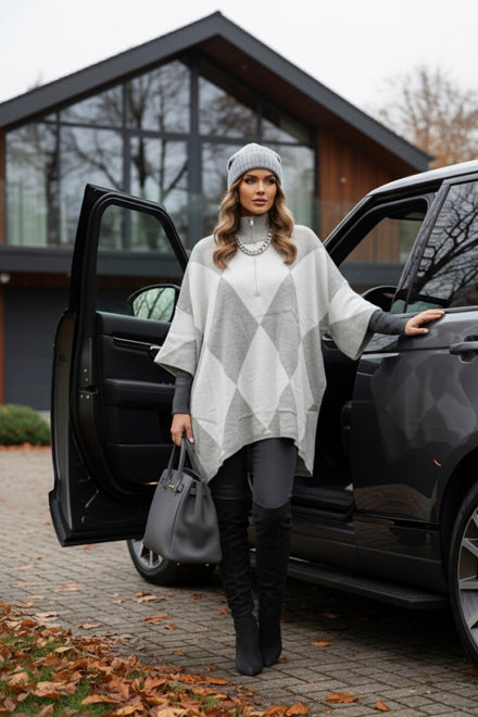 OVERSIZED PATTERN HALF ZIP JUMPER