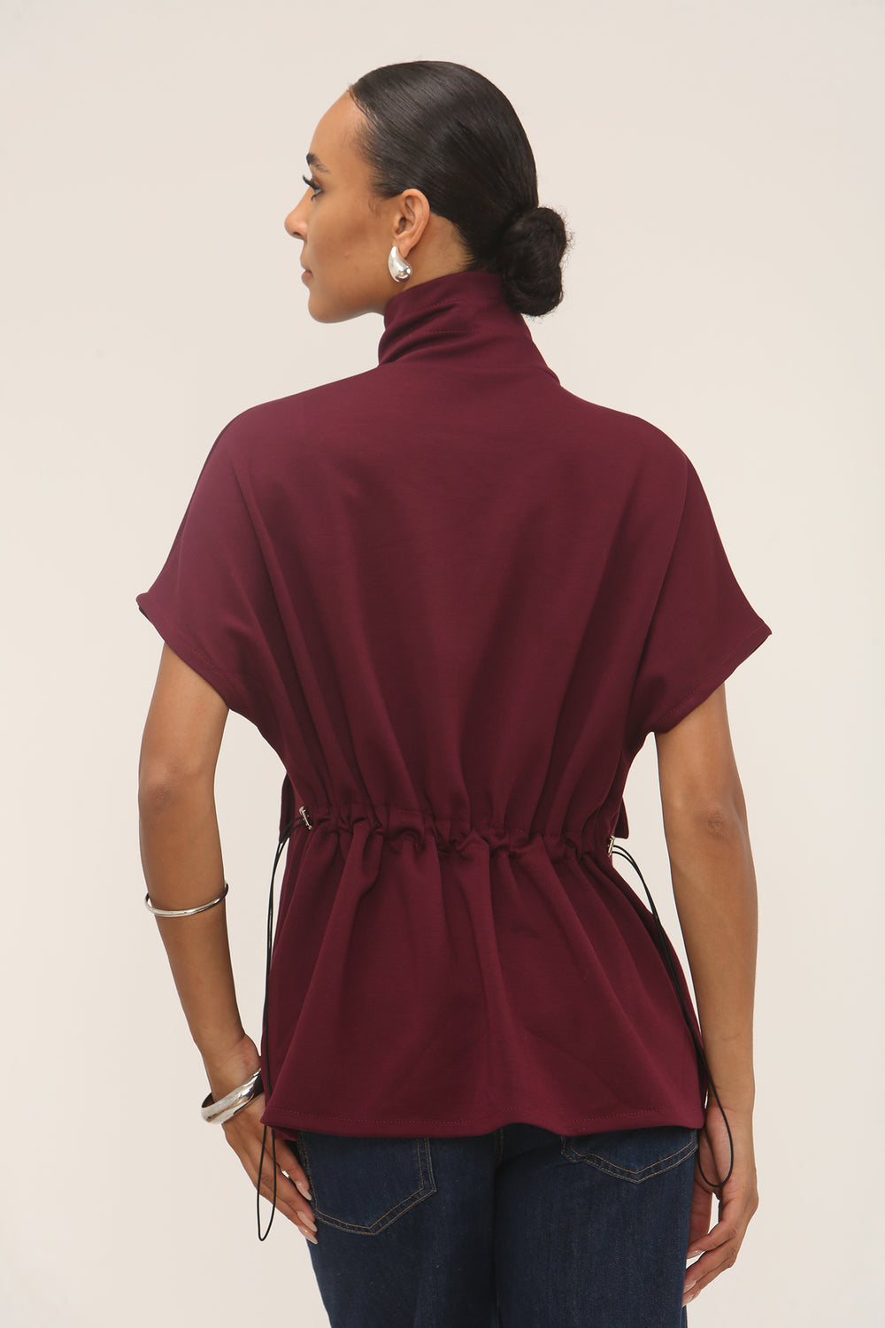 ZIP DETAIL SLEEVELESS JACKET (15298740224384)