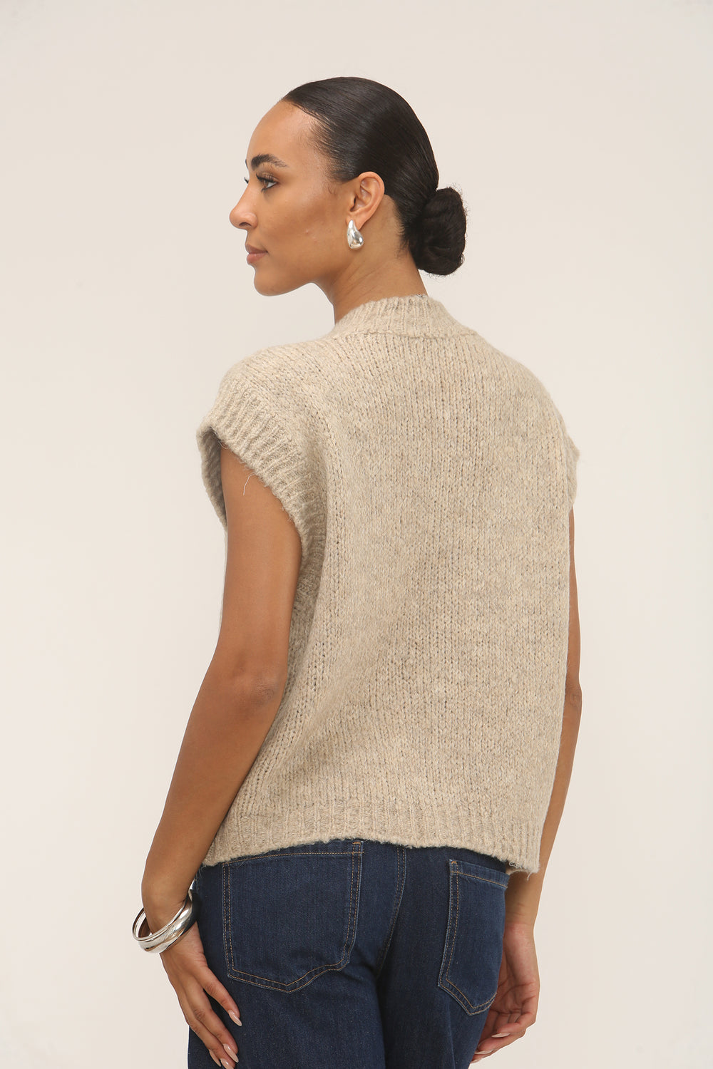 GOLD STAR BUTTON KNITTED WIAST COAT (15297290600832)