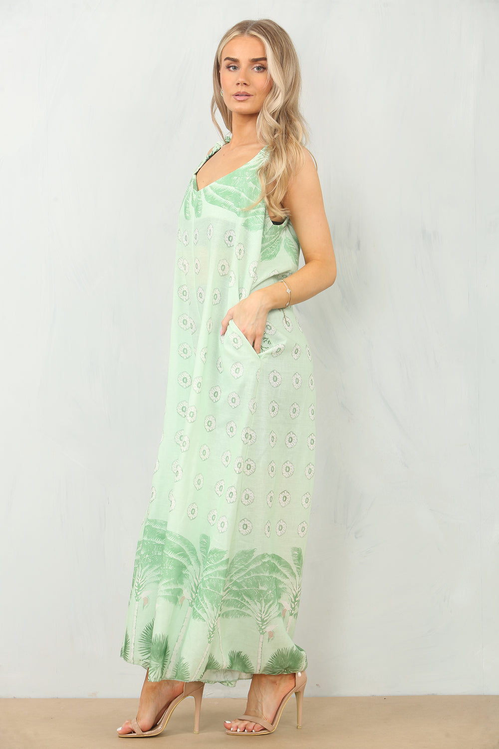 CAMI PRINTED JUMPSUIT (15117510902144)