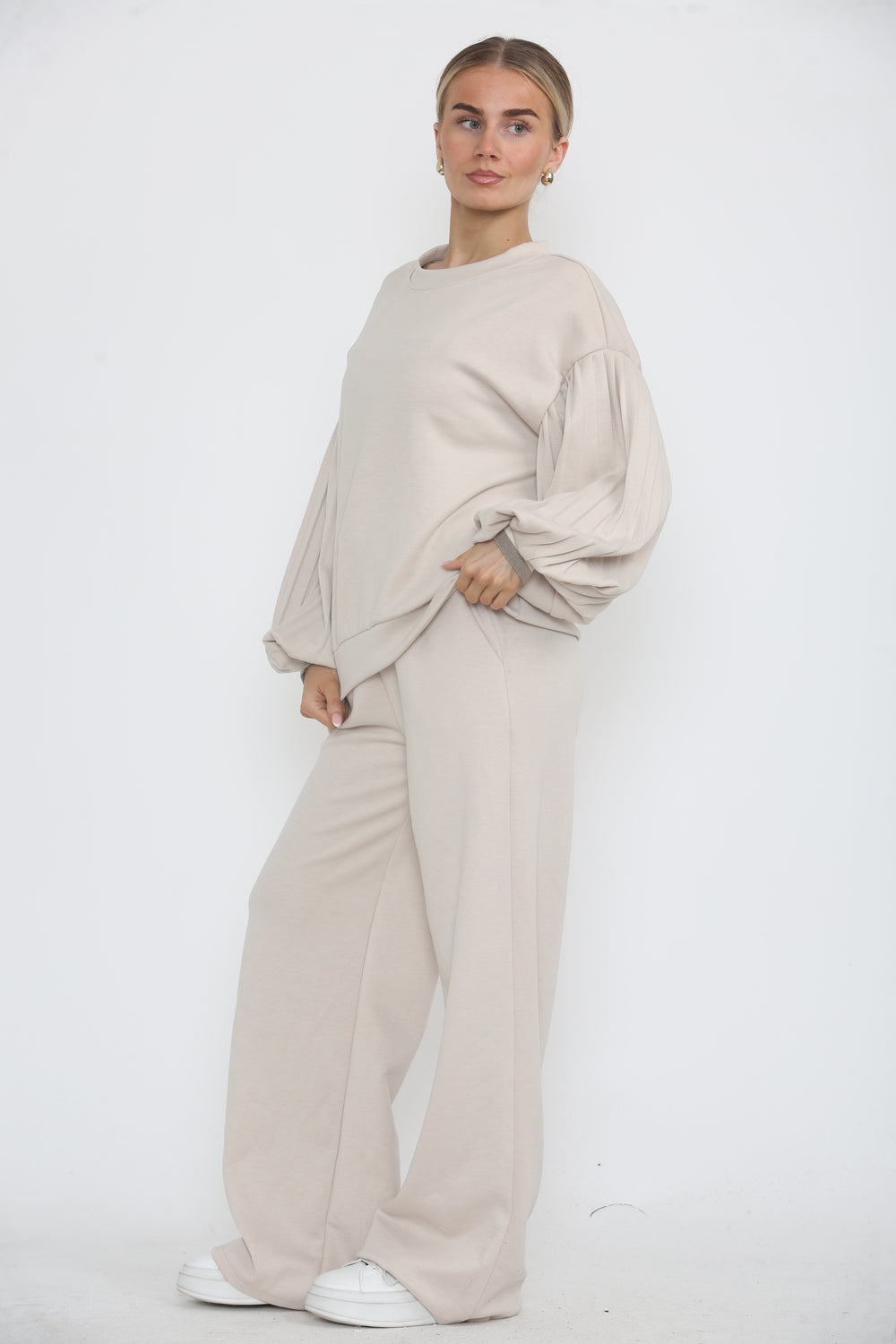 BALLOON SLEEVE LOUNGE SET