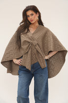 LOGO TEXTURED CAPE (15302298435968)